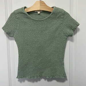 Chelsea and Violet girls | Green Shirt Ruffle Short Sleeves Smocked Basic size M